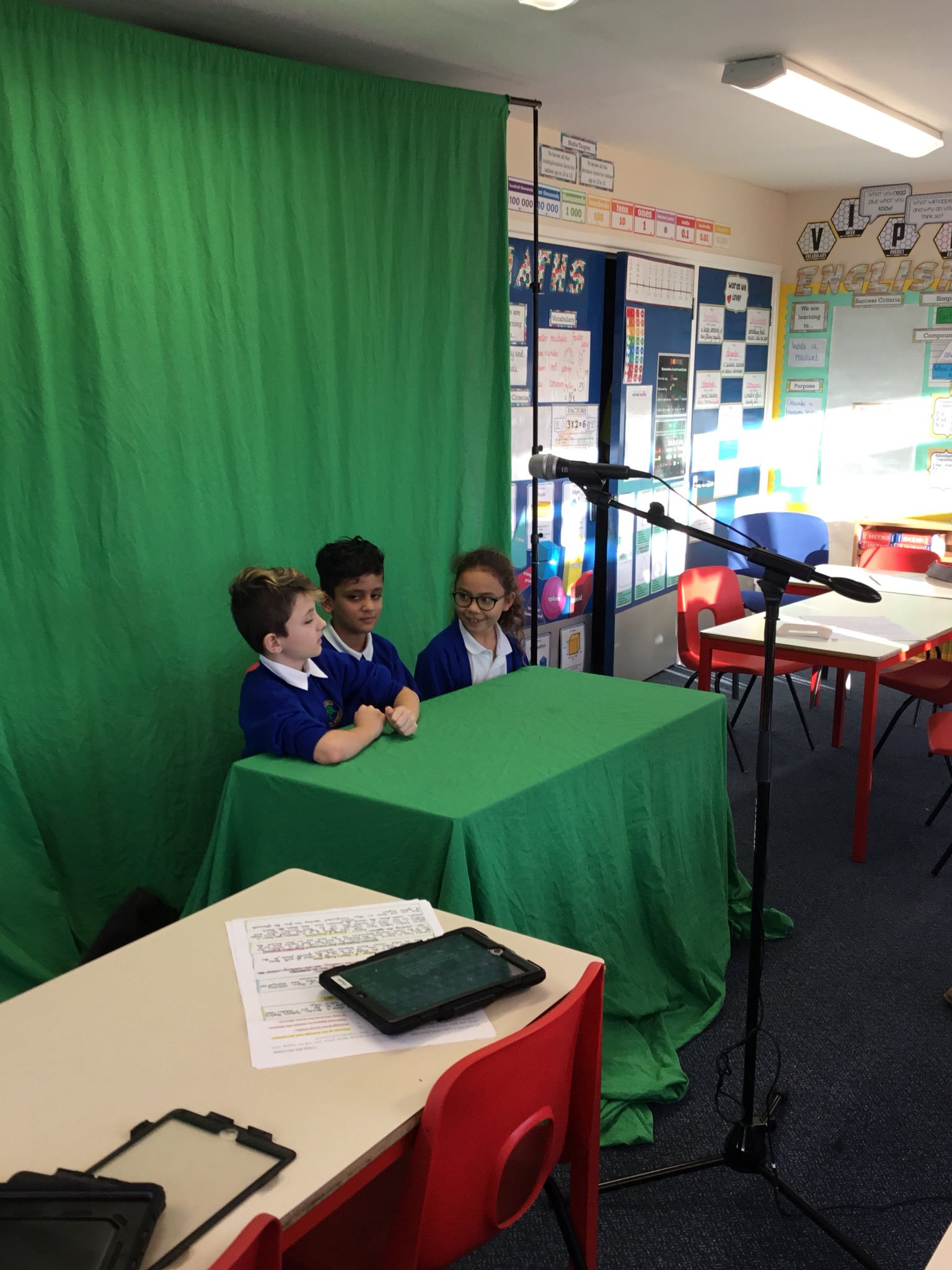 Year 6/5 Recording Extreme Weather Reports