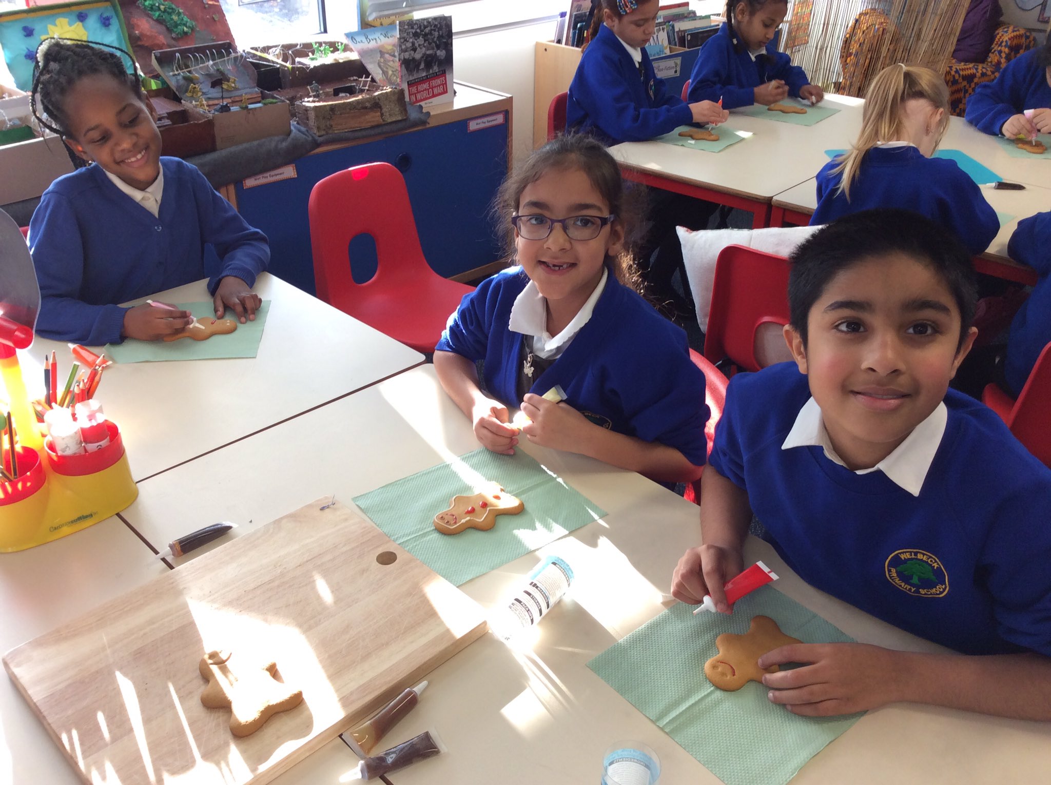 Year 3S Decorating Biscuits for Christmas Market